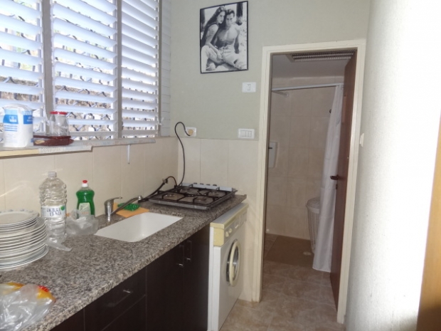 2 חד' ברמב"מ בבת ים