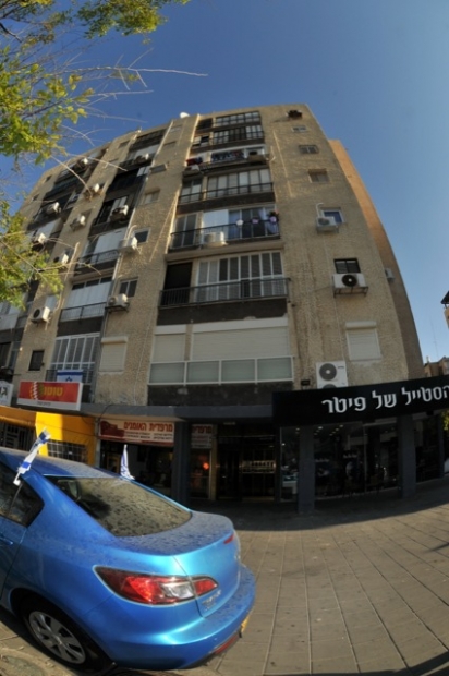 דירה מודרנית 3 חדרים ליד הים בבת ים.