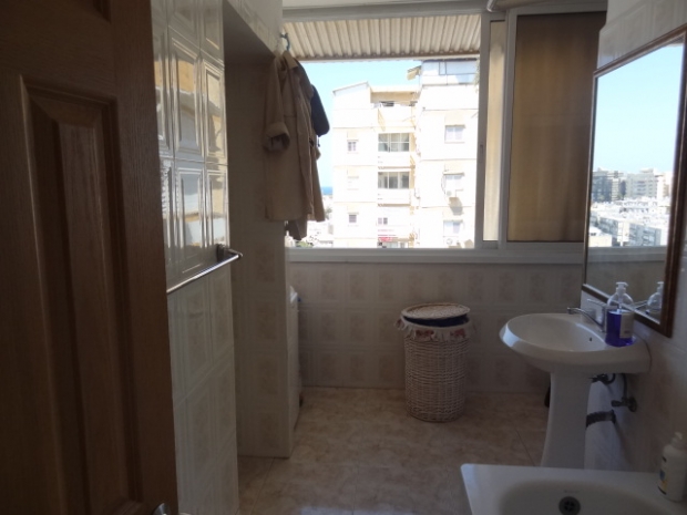 3 חד' עם נוף לים בבת ים.