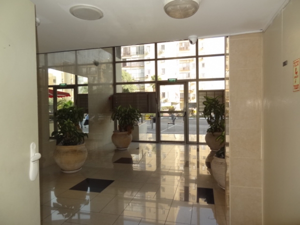 Квартира с крышей в Рамат Анаси Бат Ям.