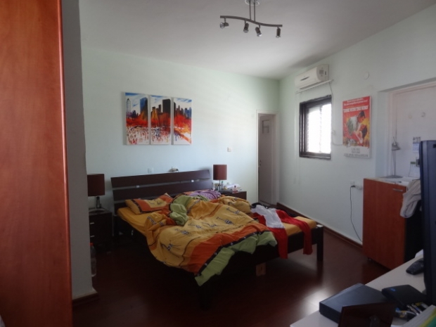 5 ком. квартира с крышей у моря