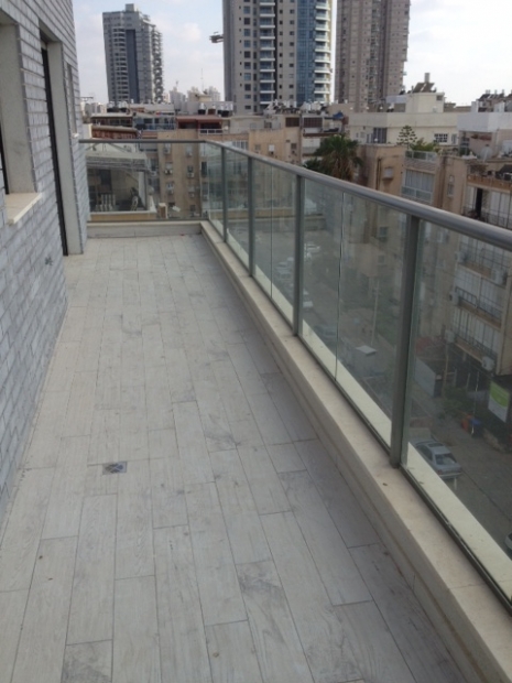 Новый пентхаус у моря в Бат Яме.