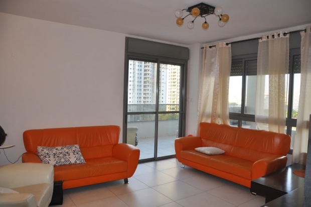 Апартаменты класса люкс у моря в  Бат Яме.