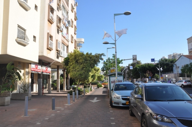 4 ком. квартира в новом доме у моря.