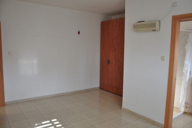 4 ком. квартира в новом доме у моря.