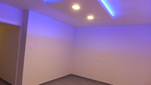 Огромная 4 ком. квартира в доме с лифтом.